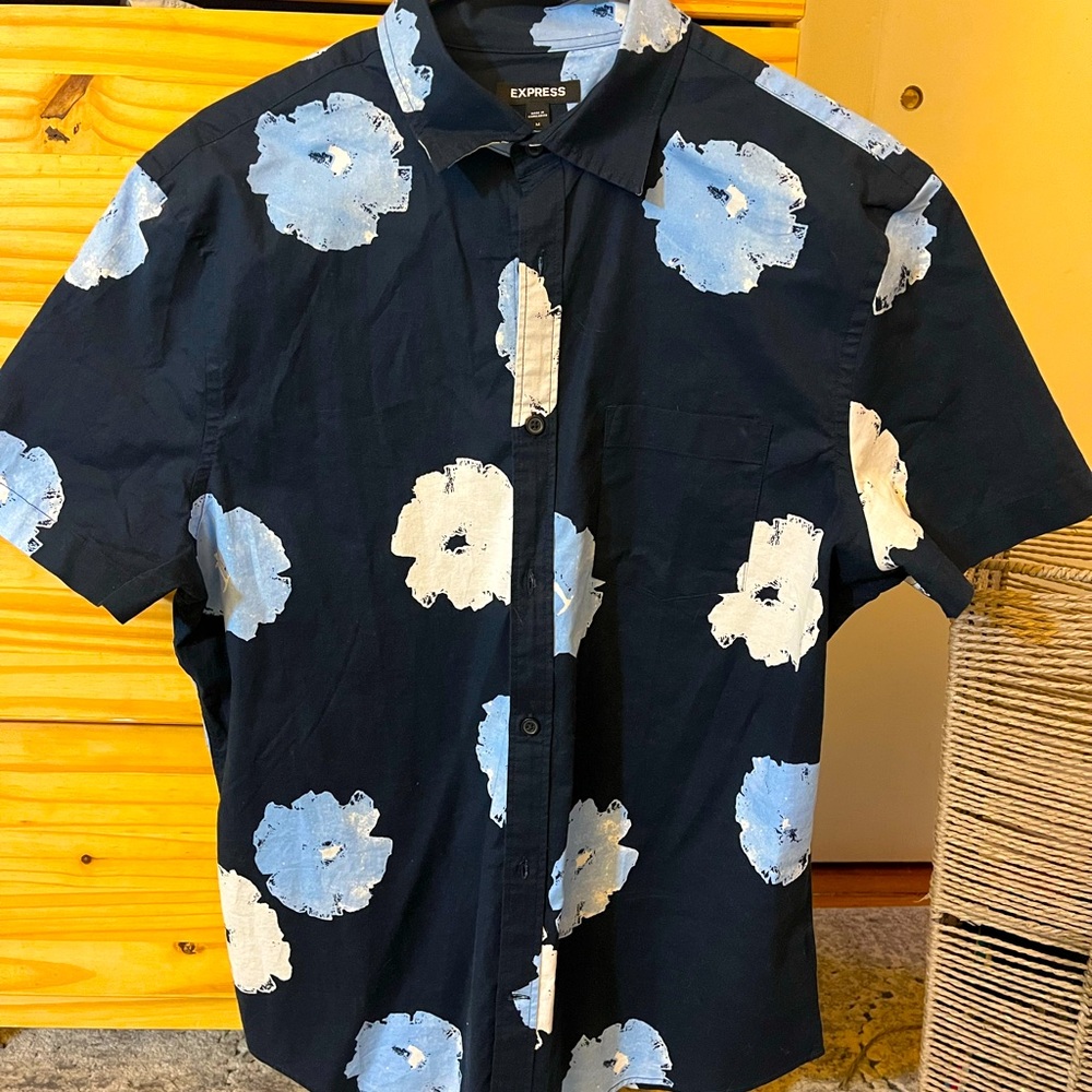 Express button down short sleeve shirt